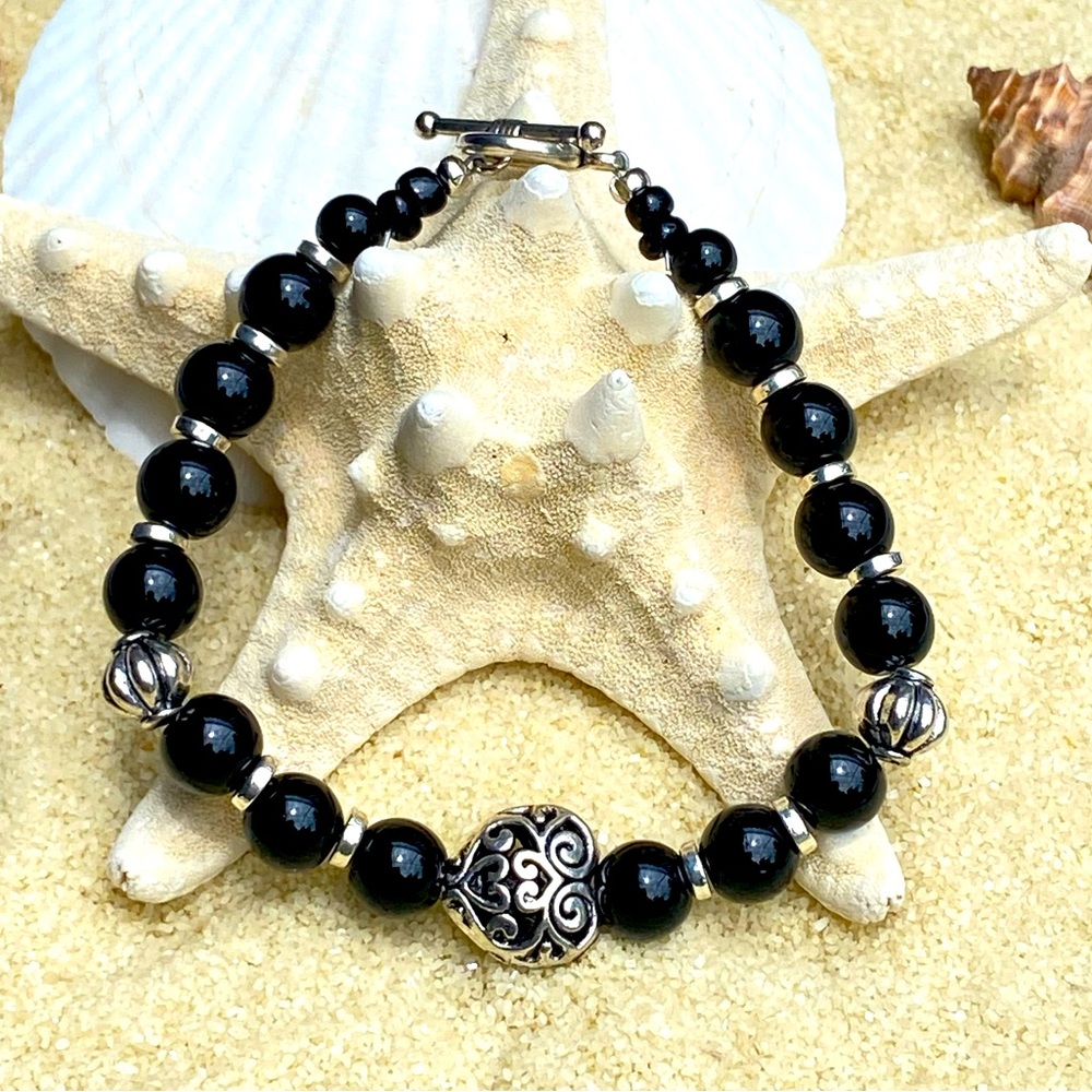 Beaded Bracelet - black and silver tone with heart